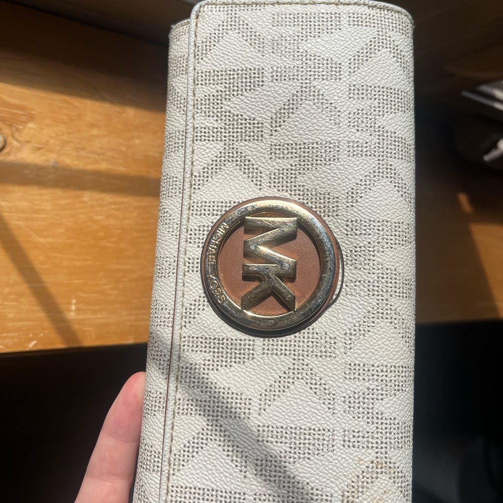 Michael Kors Beige Wallet with Gold Logo